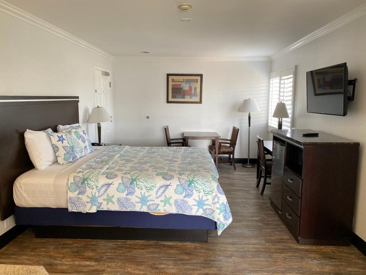 Ocean Surf Inn & Suites Хънтингтън Бийч Екстериор снимка