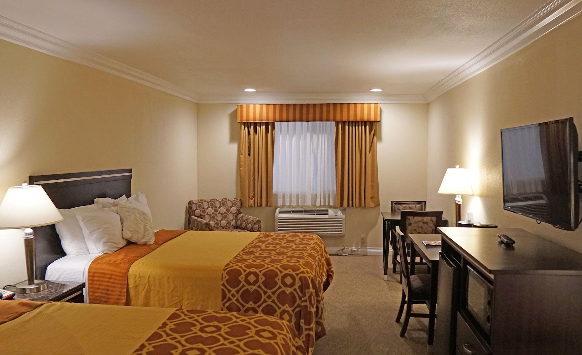 Ocean Surf Inn & Suites Хънтингтън Бийч Екстериор снимка