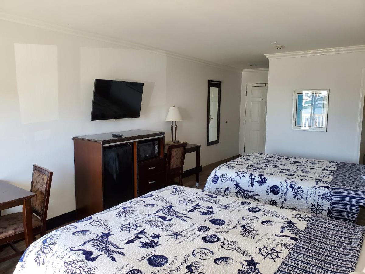 Ocean Surf Inn & Suites Хънтингтън Бийч Екстериор снимка